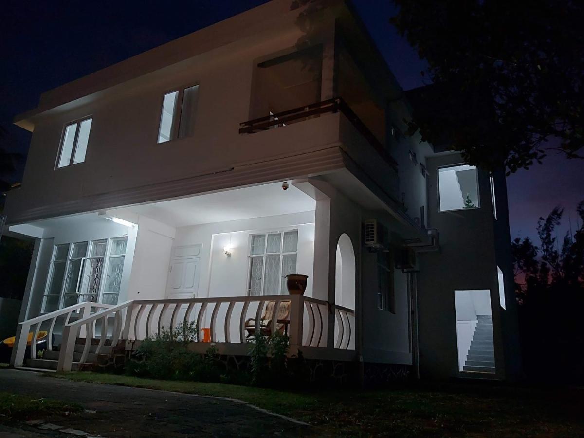 Breeze Du Nord Villa Grand Baie Exterior photo